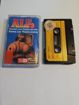 Alf Folge 3 Parasit mit Puderquaste/Ganz im Vertrauen Schwarz mit Gelben Aufkleber 835 074-4 Karussell(Innencover und Kassette beschrieben, Cover geklebt(Büchereikassette)